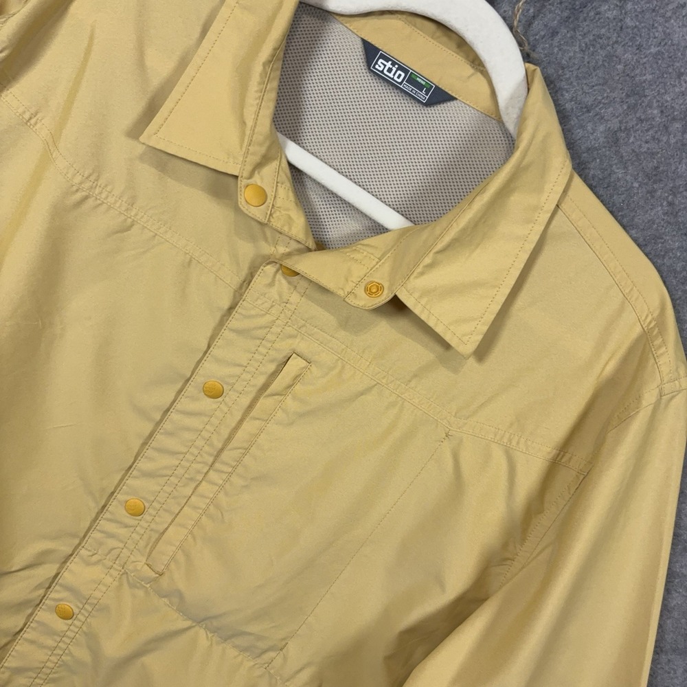 Stio Performance Shirt Mens Sz L Yellow Zip Pocket Snap Front Water Resistant